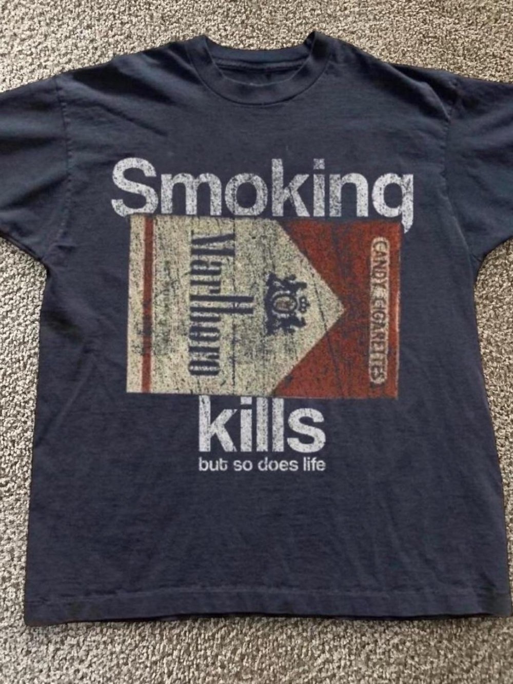 Gildan Black Marlboro 'Smoking Kills' Graphic Tee